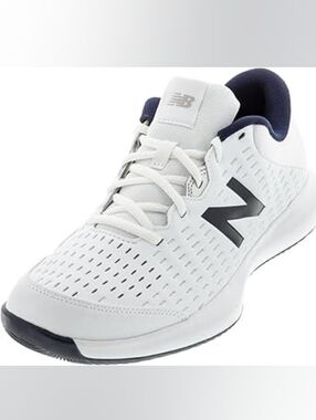 NEW BALANCE Women's 696W4 - White. Size 6.5 D